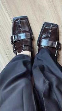 Cara Style Leather Mules