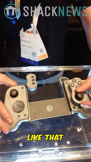 795K views · 17K reactions | World's First Modular Controller For Mobile Gaming #controller #retrogaming #gaming #nintendo #videogames | Shacknews | Facebook