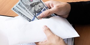 UNCW economics expert explains bank failures, possible recession