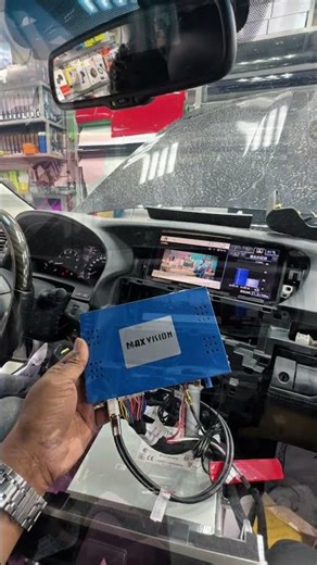 Lexus460 installing Maxvision interface with carplay Android Auto #abudhabi #maxvision #uaelife