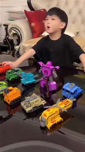 🔥【Najpredávanejší】🧒Digitálna transformujúca sa robotická hračka pre deti