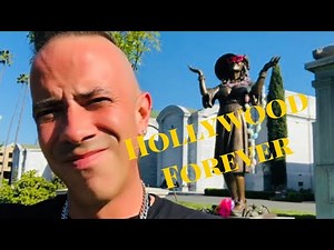 Famous Graves : Famous Character Actors at Hollywood Forever Cemetery | Andrew Koenig | Vampira |