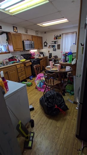 Quick Kitchen Clean Up: Effective Cleaning Routine