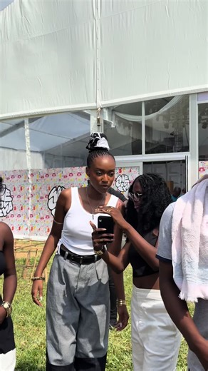 Balance #weloveeya nous sommes là 😍❤️