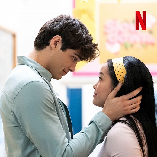 Leute! Das ist keine Übung. Ich wiederhole: Das ist keine Übung! Der To All The Boys: P.S. I Still Love You Trailer ist draußen. | Netflix