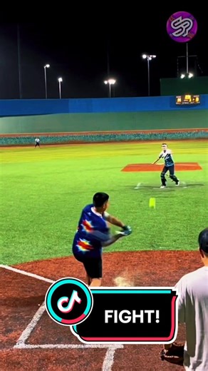 Dinger at #bigleaguedreams #slowestpitcher #slowpitchsoftball #slowpitchhighlights #homerun #homerunbombs⚾️ #nuke #leaguenight #usssa #asasoftball #baseball #mlb #coedsoftball #slowpitchsoftball🥎 #slowpitcher #softballlife #