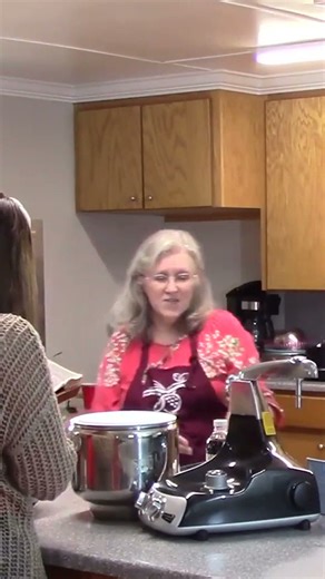 21 The Perfect Mixing Technique Dry and Wet Ingredients Combined!