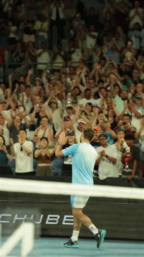 Stan Wawrinka waves goodbye to the Australian Open, thank you for the memories ♥ | TNT Sports