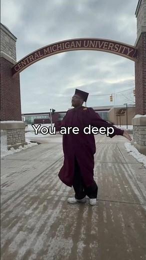 Graduation Photos on Campus