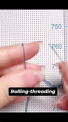 Two Easy Needle Threading Hacks You Need To Try! 🧵✨ #shorts