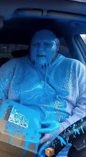 Porch exploding package box with glitter🏳️‍🌈✨🦄#porchpiratecaught #glitter #package #prank #fyp