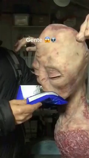 $ALIENGUY THE BEST NARRATIVE RN IN MEMECOIN . TIME TO BOND ITAecycQqSNkjp8AA2zk5Se61iGZH6WcAtRCfRvyBxpump