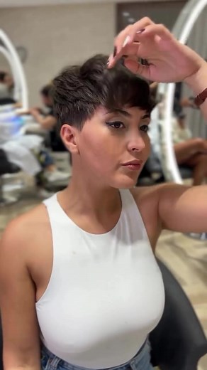 Pixie Haircut Tutorial for Short Hair