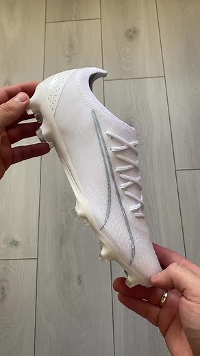 Które najlepsze? 👀 Na wszystkie rabat z kodem koreczkowo 😎 #korki #puma #adidas #pilkanozna #rabat