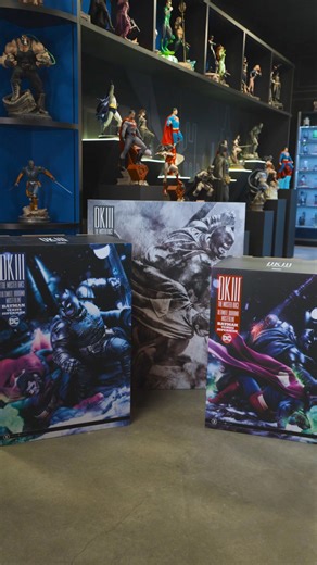 384K views · 11K reactions | https://side.show/07jh4 Join us as we unbox the Batman Versus Superman Statue by Prime 1 Studio! #DC #Batman #Superman #Statue #Unboxing #Comic | Sideshow Collectibles | Facebook