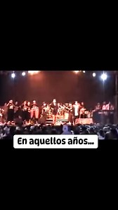 En un evento de los varios reencuentros de la agrupación había buena convivencia… ya en ese entonces se miraba a Miguel Nájera, hijo mayor de Yiyo Najera participando en las percusiones del grupo. Hoy día es parte de Los Chicos de Dimas como Saxofonista. Muchas cosas han cambiado pero seguimos disfrutando de estos buenos recuerdos. #ComarcaLagunera #CumbiaLagunera #ChicosDeBarrio El JR Maldonado | El Juego. JR Maldonado
