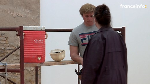 Pour ses 25 ans, la fondation suisse Beyeler fait dialoguer les sculptures hyperréalistes de l'artiste américain Duane Hanson avec une centaine de toiles de maître du musée. Fondation Beyeler France 3 Régions | franceinfo culture