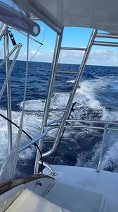 Back to 19 knots with Capt Scott… had to slow down to 7 knots for a little while as the bow was dipping in the heavy current in the “rips” , a few more hours till the edge of the Bahamas bank 🇧🇸 | Capt. Nick Stanczyk
