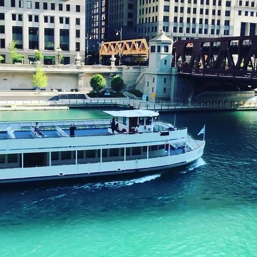 1.2K views · 82 reactions | Dining with the best view in the city. Patio open until 11pm. Reservations: ChicagoCutSteakhouse.com 數  #aCutAbove | CHICAGO CUT STEAKHOUSE | Facebook