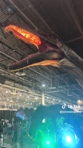 Come explore Jurassic Quest with Safari Sarah 🦕 Follow along as she digs and learns at the fossil station, marvels at life-sized dinos, explores cool dino merch, and tops it off with a dinosaur painted right on her hand! Ready for your dino adventure? Get your tickets and explore with the whole family! 👉 https://www.jurassicquest.com/events/9GHD57 | Jurassic Quest