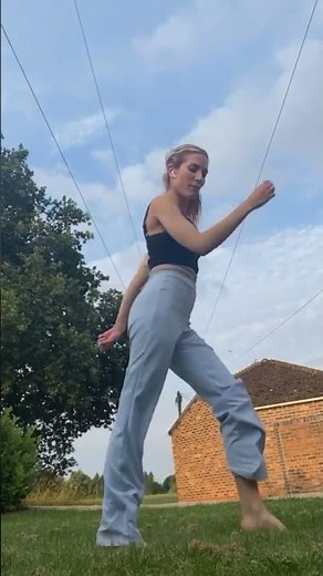 “Call on Me” Eric Prydz // Shuffle dance // UK #shuffledance #cuttingshapes