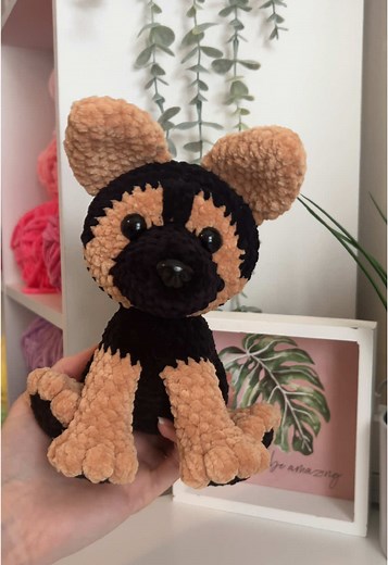 Puppy Crochet Pattern: Adorable German Shepherd Design