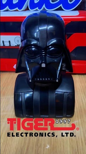 DARTH VADER - STAR WARS Voice Changer (Tiger Electronics, 1997)