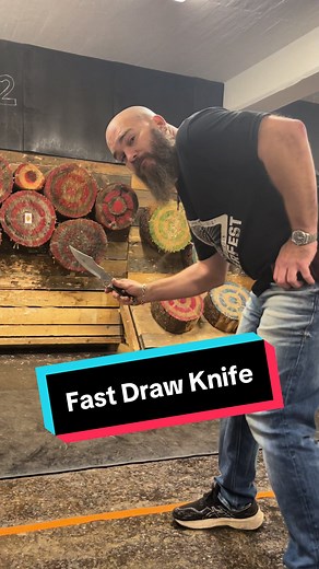 World Champion Knife Thrower: Fast Draw Under American IKTHOF Rules