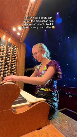 Rockstar Moment at Royal Albert Hall: Sparkly Organ Night