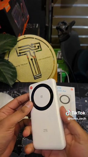 ZTE U30 Air Portable 5G MiFi Router Review