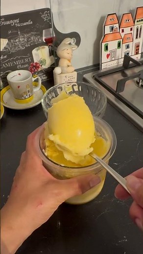 Recette de sorbet à la pêche avec Ninja Creami, aux pêches au sirop