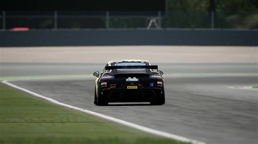 9.1K views · 401 reactions |  Les asiatiques s'y mettent aussi  Ils ont inséré la Porsche de Iaro Razanakoto alias Bou  dans le jeu ASSETTO CORSA  | Launch Control MG | Facebook