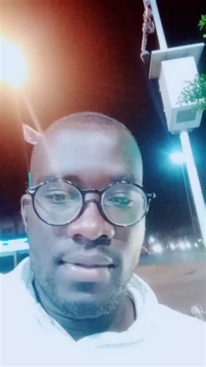 Vidéos de Blesson Romaric Innocent Guehi (@blessonromaricinnocentg0) avec son original - momo sayegh