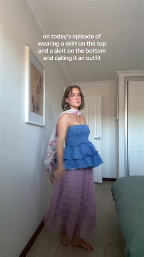 Skater Dress Style: Unique Outfit Ideas