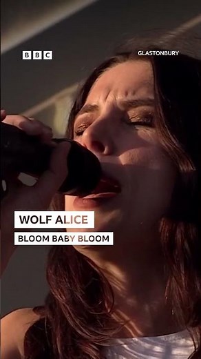 Wolf Alice are in full bloom at Glastonbury 🌸⁣