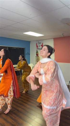 B2B Studios | Enroll for November! Call 236-808-7324 #gidha #bhangra #dance #borntobhangra | Instagram