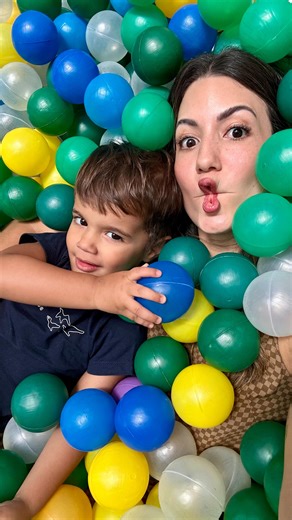 CAMILA LIMA on Instagram: "Diversão garantida para as crianças, benefícios exclusivos para quem é Cliente Estrela e praticidade para os pais — tudo em um só lugar 📍🙅🏻‍♀️ @catuailondrina #vidademae #catuaílondrina #ferias"