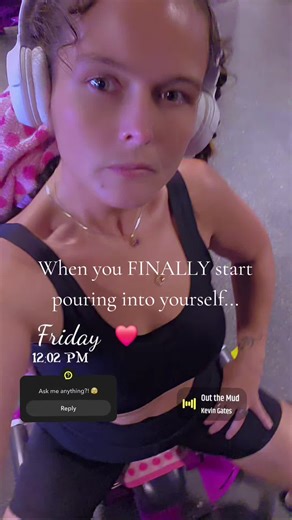 Rebuilding and starting over is never easy but sometimes its just the push you need to truly start fresh and rebuild your life the way YOU want! I am so excited to start this new journey and become the women I want to be! #workoutmotivation #startingover #onedayatatime #healingjourney #mystoryisntover