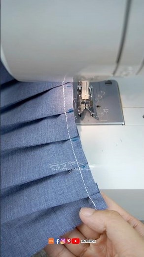 Create Perfect Pleats: Mark, Sew, and Transform Your Fabric!