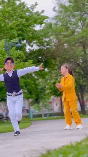 Mind blowing Wow So Cute Excellent Dance Performance ❤️🔥💯 #dance #performance #viral #reels #trending #shorts #tiktok #fbreels #viralreels #dancers #reelschallenge #dancechallenge #reelsfypシ #reelsviral | Amazing Danceing