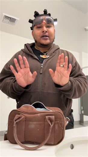 FATHERDARIAN | WHATS IN MY BAG❓ BAD BOYS EDITION ❗️ since bitches think i left looking like that with no ticket 🤣🧐😘 TAG @realmissnatalienunn... | Instagram