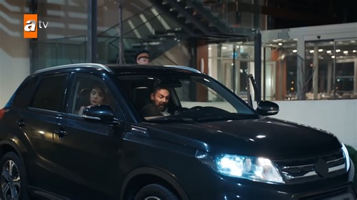 Mar Negro | Fugitiva – Capítulo 147 | Doblado #MarNegro #SenAnlatKaradeniz | Atv Español