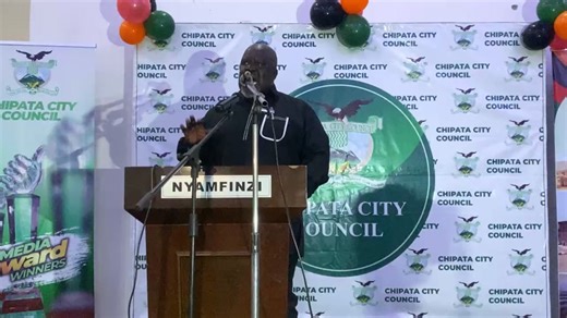 FOLLOW LIVESTREAM The Minister of Local Government and Rural Development Hon. Gift Sialubalo MP, and the Minister of Information and Media Hon. Cornelius Mweetwa MP, at the the Chipata City Council Inaugural Media Awards. Let us know where you are watching from. @top fansPresidential Delivery Unit ZambiaHakainde HichilemaMinistry of Information and Media - Zambia | Ministry of Local Government and Rural Development-Zambia