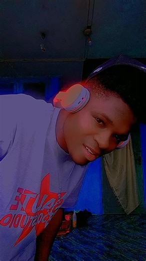 noble laureate (@noble.laureate)’s videos with original sound - GORAX BASS