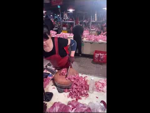 POV Female Butcher Cutting Pork — Real-Time Chinese Meat Market Skills