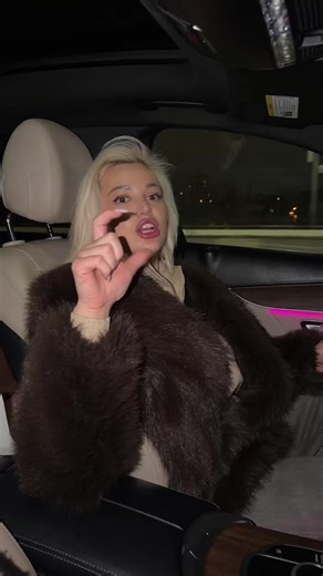 iana_sis (@iana_sis)’s videos with use if your fine - moxie