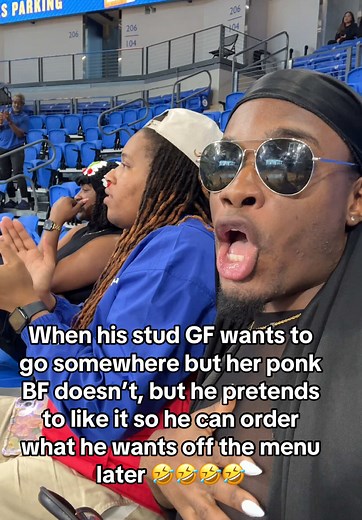 When you know the goal, you play the role 🤣 #inthemixwithtwixt @SweetMeatEnt The only thing I know about balls on the court is to keep the DMs on disappear when they DM you 💀🤐😂😂 #olivertwixt #lavendermarriage #oddcouple #friends #bff #basketball