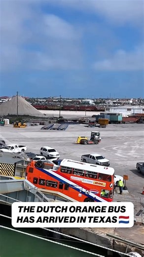 Texas 🤝 NetherlandsThe famous Dutch Orange Bus has touched down in Texas to get ready to support Netherlands this summer for the 2026 FIFA World Cup 🇳🇱(via @FWC26Houston)