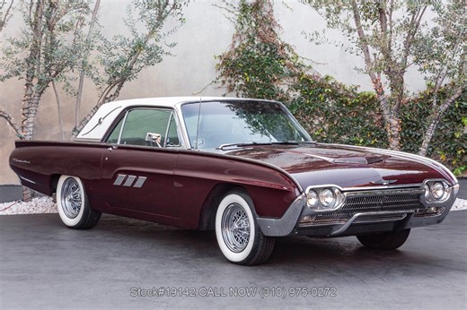 1963 Ford Thunderbird - Landau