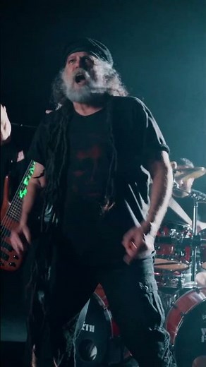 Six Feet Under's new video for "Mister Blood And Guts" is now playing!